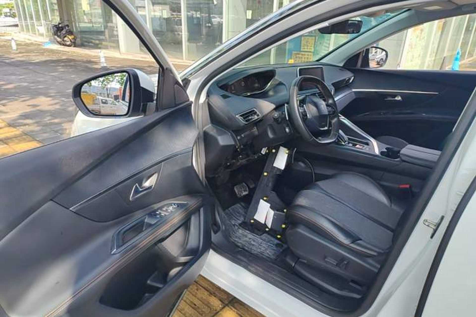 Used Peugeot 4008 2017 350THP Elite Edition Driver Seat