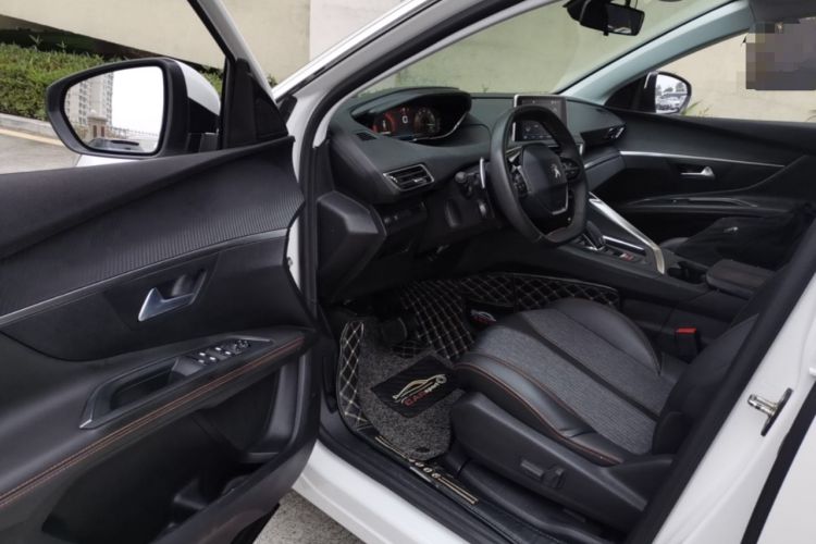 Used Peugeot 4008 2017 350THP Elite Edition Driver Seat