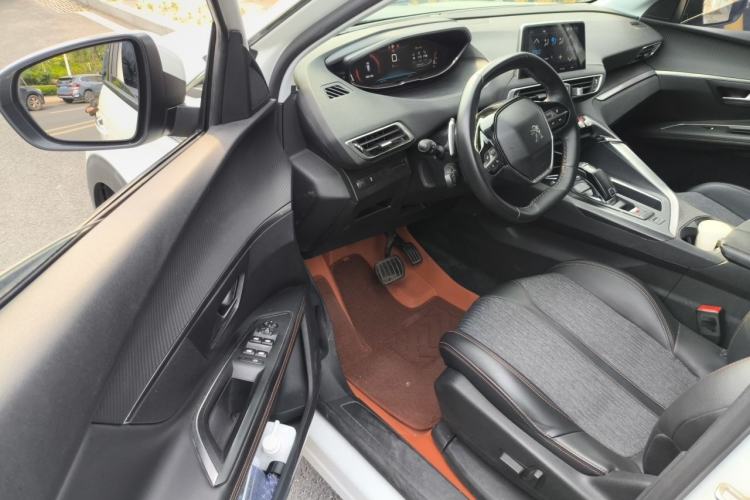 Used Peugeot 4008 2017 350THP Elite Edition Driver Seat