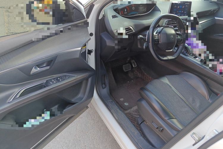Used Peugeot 4008 2017 350THP Elite Edition Driver Seat