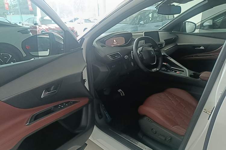 Used Peugeot 4008 2017 380THP Luxury GT Edition Driver Seat