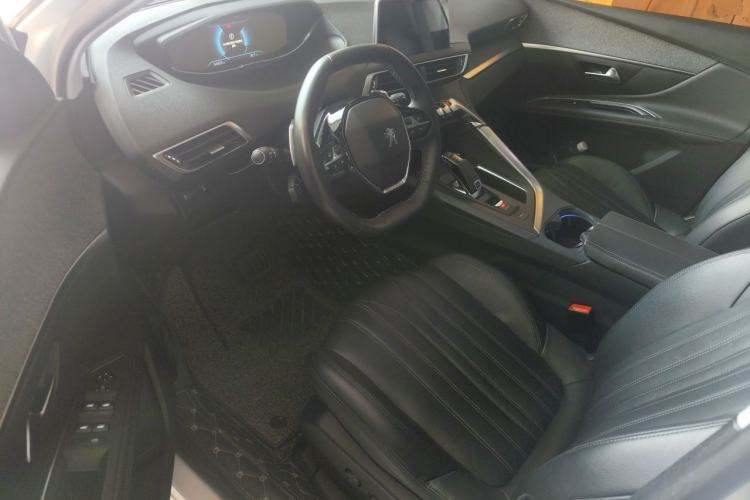 Used Peugeot 4008 2017 350THP Luxury Edition Driver Seat
