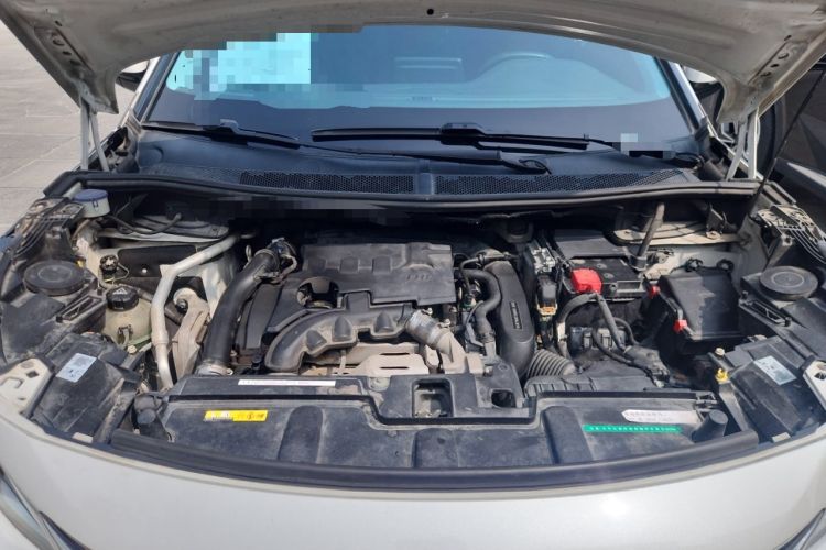 Used Peugeot 4008 2017 350THP Elite Edition Engine Bay