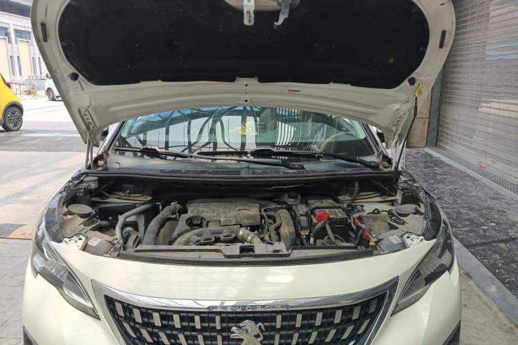 Used Peugeot 4008 2017 350THP Elite Edition Engine Bay