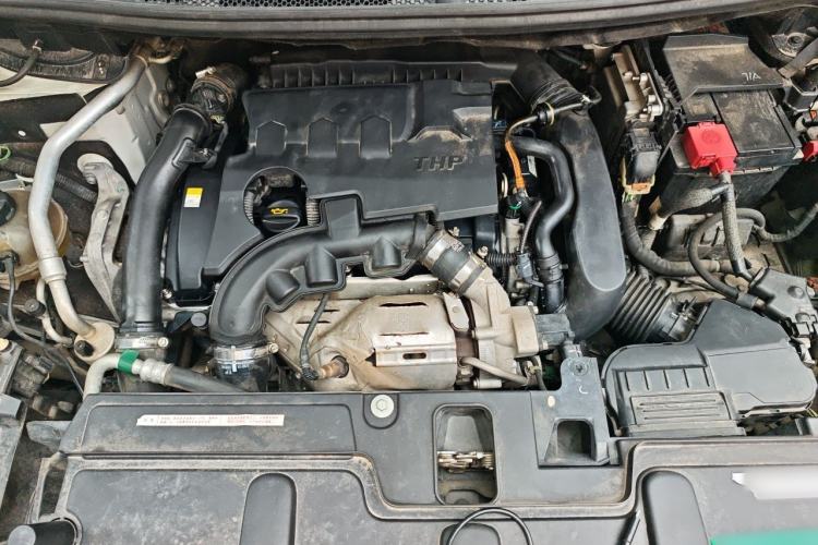Used Peugeot 4008 2017 350THP Elite Edition Engine Bay