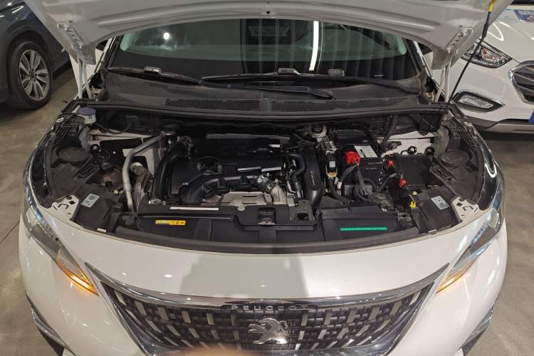 Used Peugeot 4008 2017 350THP Elite Edition Engine Bay