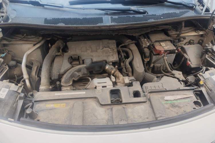 Used Peugeot 4008 2017 350THP Comfort Edition Engine Bay