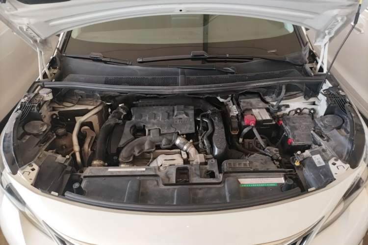 Used Peugeot 4008 2017 350THP Elite Edition Engine Bay