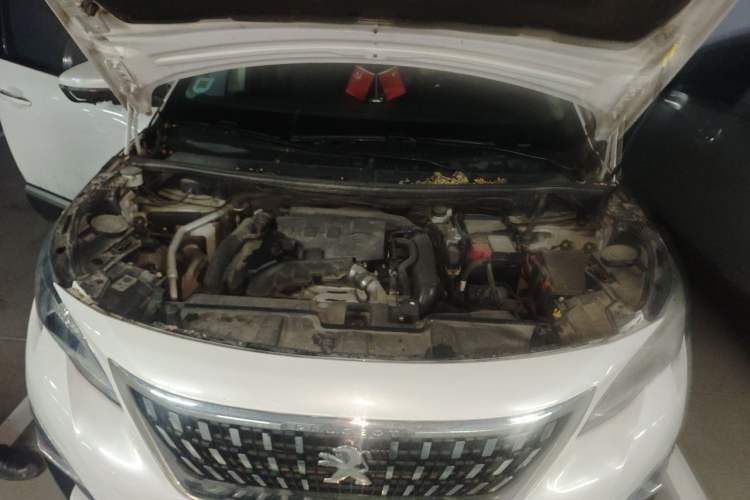 Used Peugeot 4008 2017 350THP Elite Edition Engine Bay