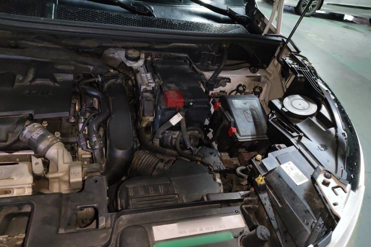 Used Peugeot 4008 2017 350THP Luxury Edition Engine Bay Left