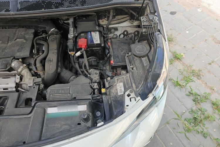 Used Peugeot 4008 2017 350THP Luxury Edition Engine Bay Left