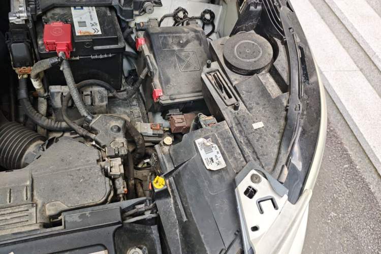 Used Peugeot 4008 2017 350THP Luxury Edition Engine Bay Left