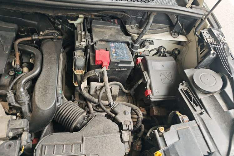 Used Peugeot 4008 2017 350THP Elite Edition Engine Bay Left