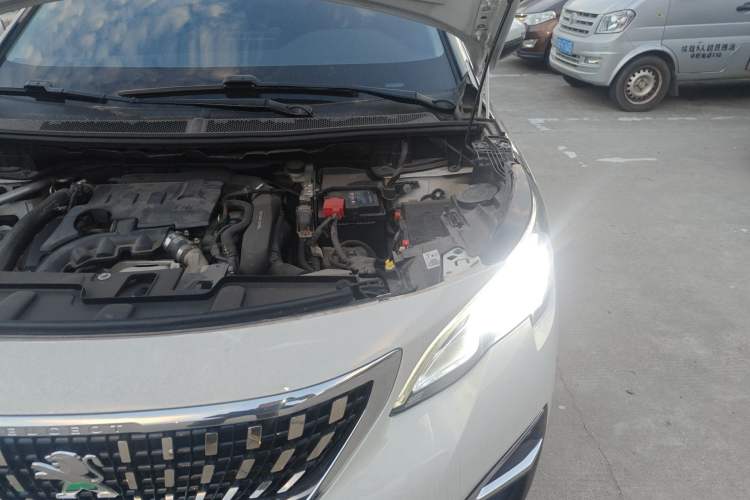 Used Peugeot 4008 2017 350THP Luxury Edition Engine Bay Left