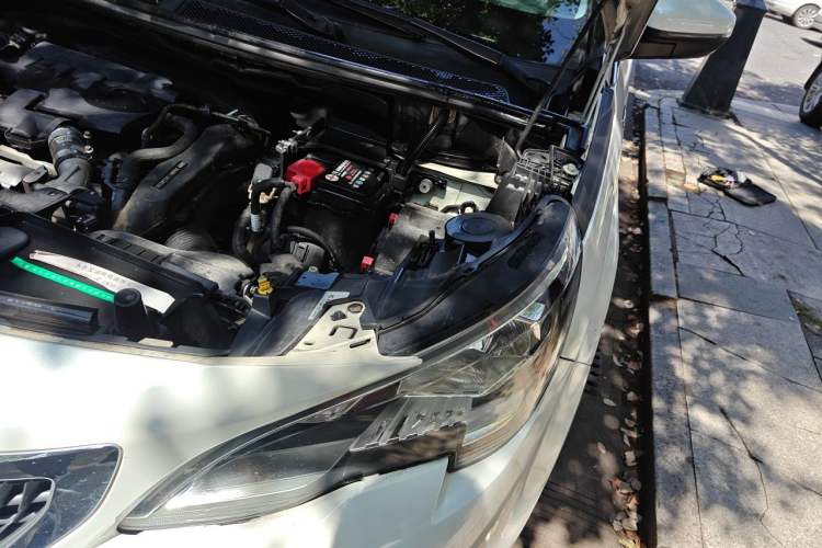 Used Peugeot 4008 2017 350THP Elite Edition Engine Bay Left