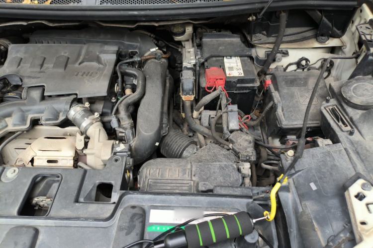 Used Peugeot 4008 2017 350THP Elite Edition Engine Bay Left