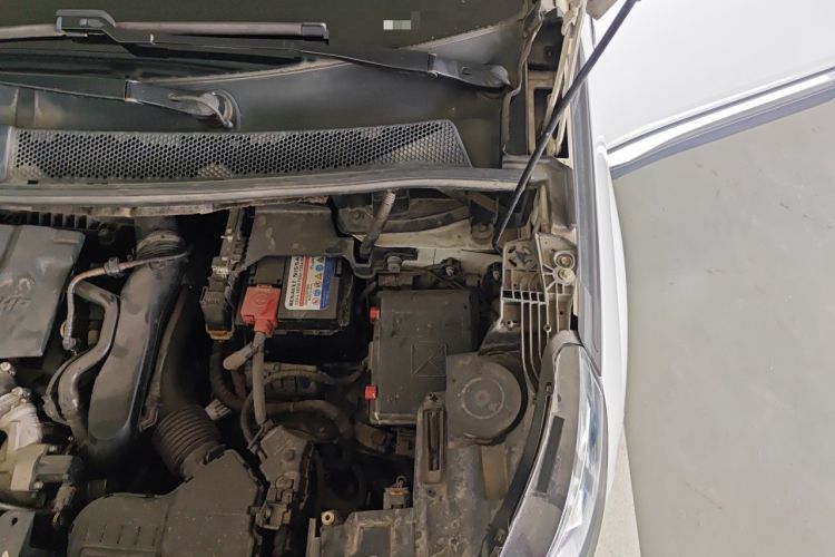 Used Peugeot 4008 2017 350THP Elite Edition Engine Bay Left
