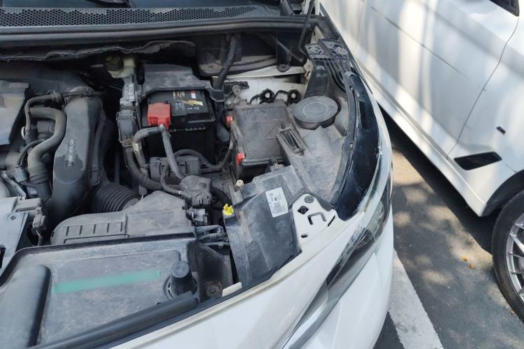 Used Peugeot 4008 2017 350THP Elite Edition Engine Bay Left
