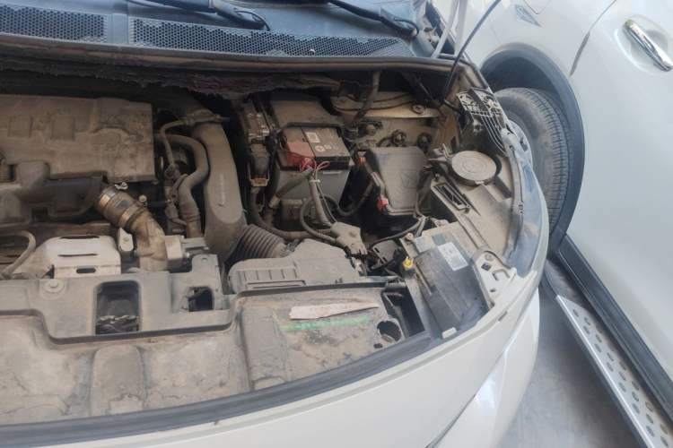 Used Peugeot 4008 2017 350THP Comfort Edition Engine Bay Left