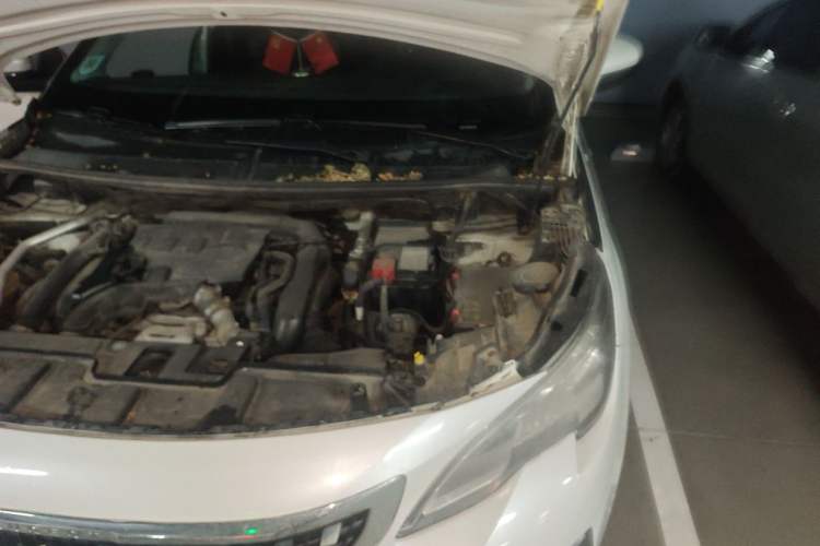 Used Peugeot 4008 2017 350THP Elite Edition Engine Bay Left