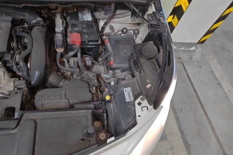 Used Peugeot 4008 2017 350THP Luxury Edition Engine Bay Left