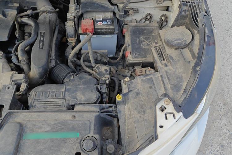 Used Peugeot 4008 2017 350THP Elite Edition Engine Bay Left