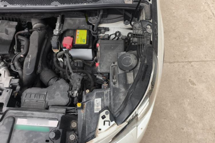 Used Peugeot 4008 2017 350THP Elite Edition Engine Bay Left