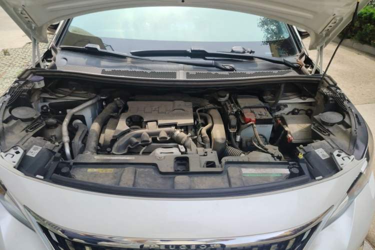 Used Peugeot 4008 2017 350THP Elite Edition Engine Bay
