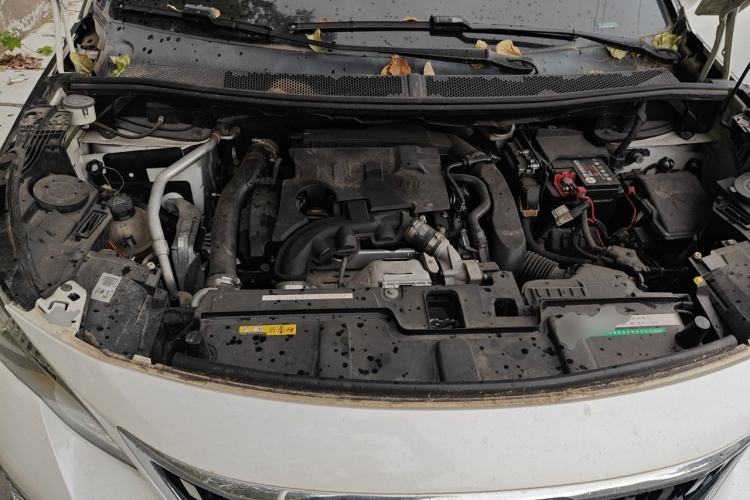 Used Peugeot 4008 2017 350THP Elite Edition Engine Bay