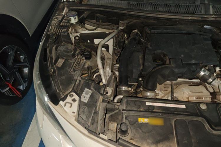 Used Peugeot 4008 2017 350THP Elite Edition Engine Bay Right