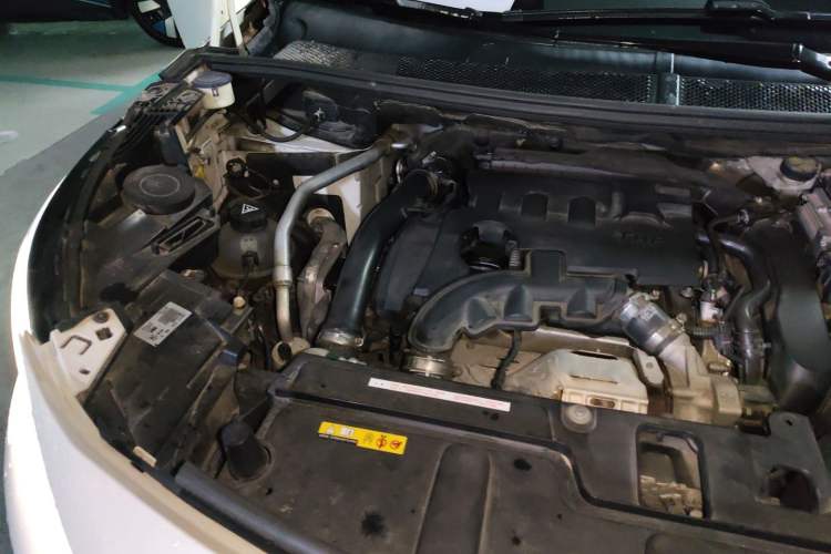 Used Peugeot 4008 2017 350THP Luxury Edition Engine Bay Right