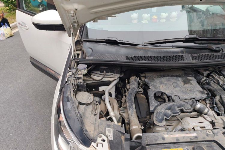 Used Peugeot 4008 2017 350THP Elite Edition Engine Bay Right