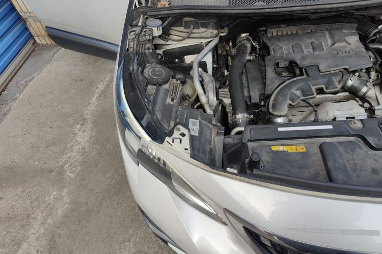 Used Peugeot 4008 2017 350THP Elite Edition Engine Bay Right