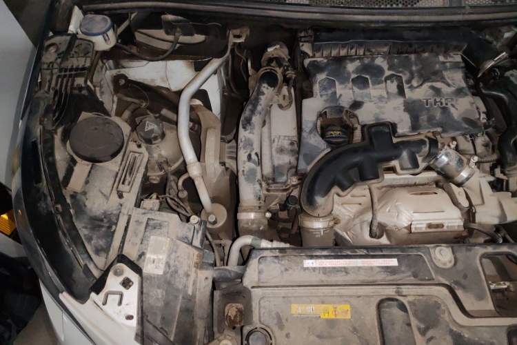 Used Peugeot 4008 2017 350THP Elite Edition Engine Bay Right