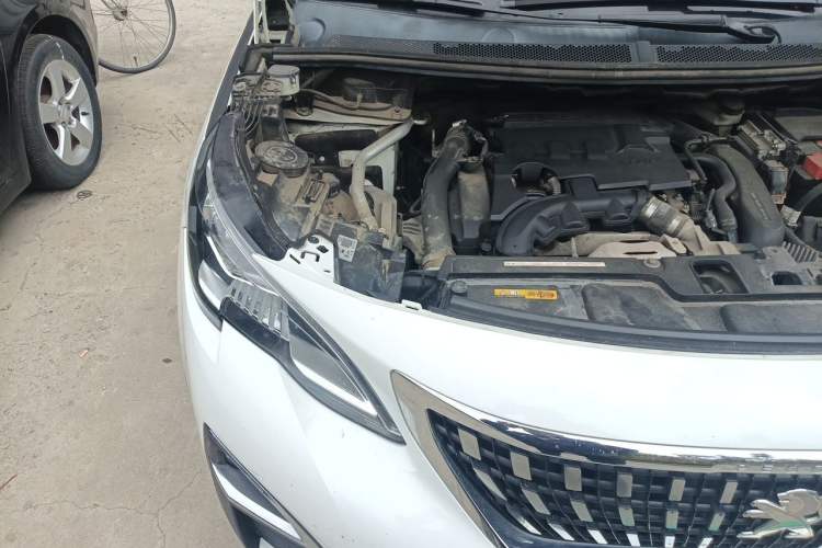 Used Peugeot 4008 2017 350THP Elite Edition Engine Bay Right