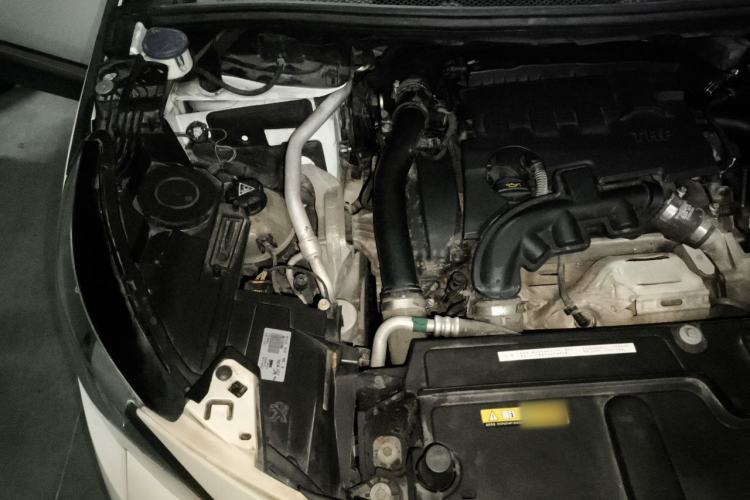 Used Peugeot 4008 2017 350THP Elite Edition Engine Bay Right