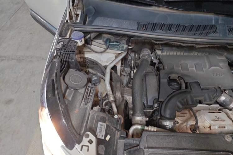 Used Peugeot 4008 2017 350THP Luxury Edition Engine Bay Right