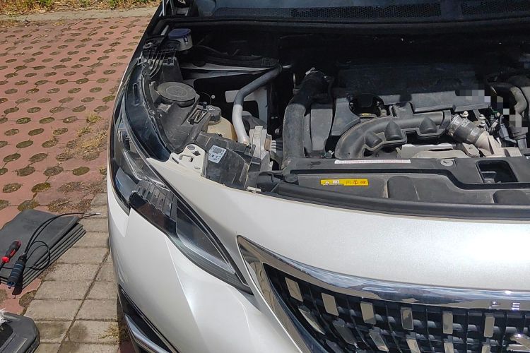 Used Peugeot 4008 2017 350THP Elite Edition Engine Bay Right