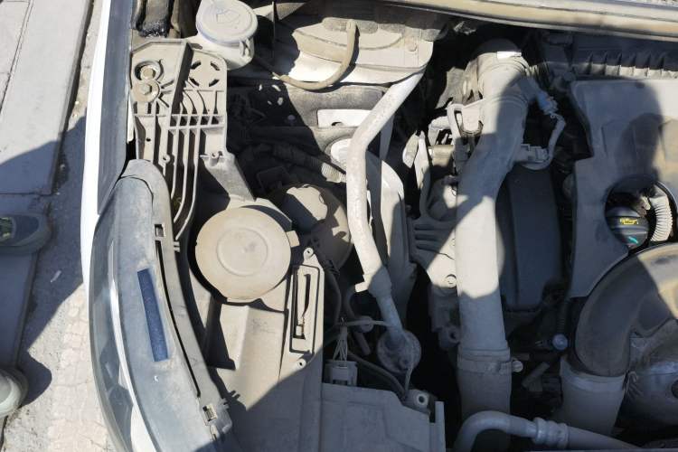 Used Peugeot 4008 2017 350THP Elite Edition Engine Bay Right
