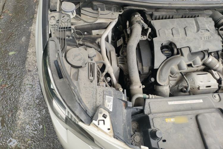 Used Peugeot 4008 2017 350THP Elite Edition Engine Bay Right