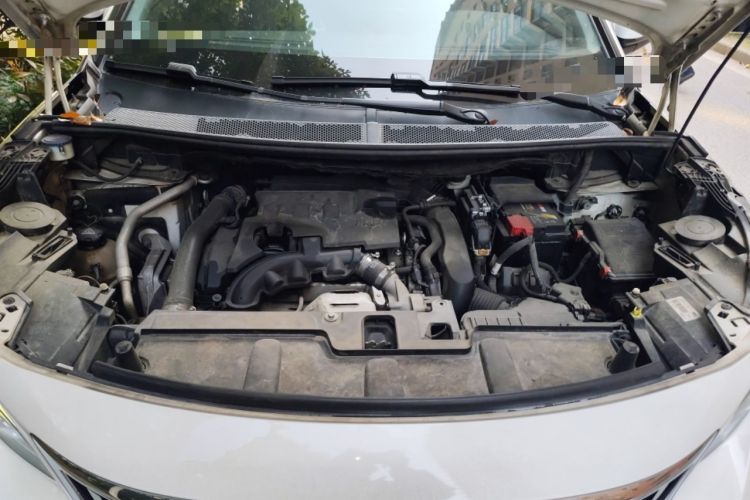 Used Peugeot 4008 2017 350THP Elite Edition Engine Bay