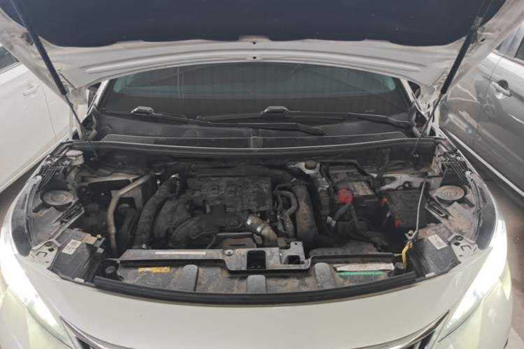 Used Peugeot 4008 2017 350THP Elite Edition Engine Bay