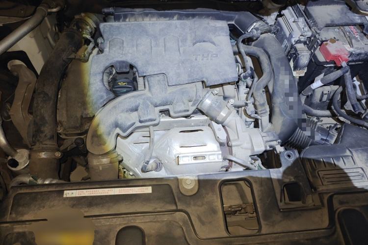 Used Peugeot 4008 2017 350THP Elite Edition Engine Bay