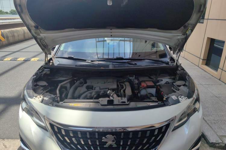 Used Peugeot 4008 2017 350THP Elite Edition Engine Bay