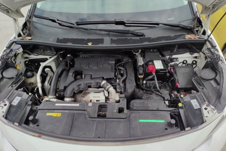 Used Peugeot 4008 2017 350THP Elite Edition Engine Bay