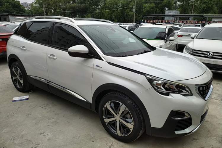 Used Peugeot 4008 2017 350THP Elite Edition Front Right 45 Deg