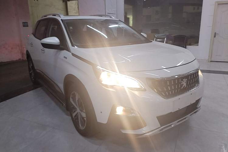 Used Peugeot 4008 2017 350THP Elite Edition Front Right 45 Deg