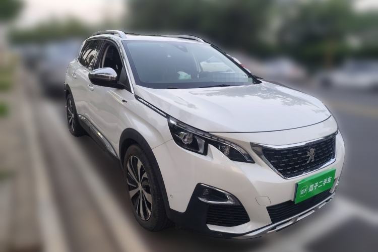 Used Peugeot 4008 2017 350THP Luxury Edition Front Right 45 Deg