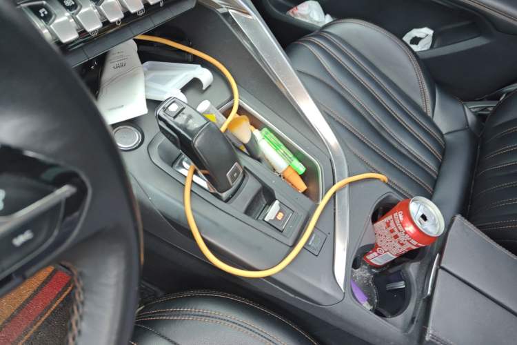 Used Peugeot 4008 2017 350THP Elite Edition Gear Lever