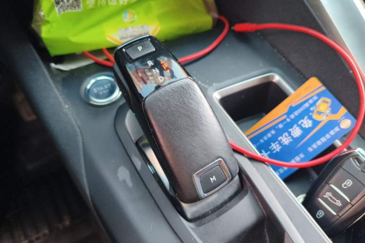 Used Peugeot 4008 2017 350THP Elite Edition Gear Lever